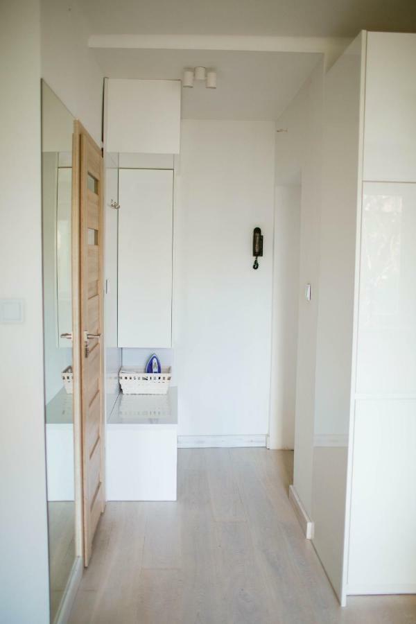 דירות Flat White Apartament פולטוסק מראה חיצוני תמונה